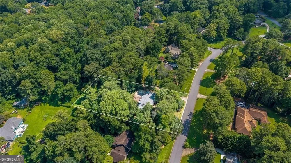 2123 Mountain Creek DR Smoke Rise, GA 30087