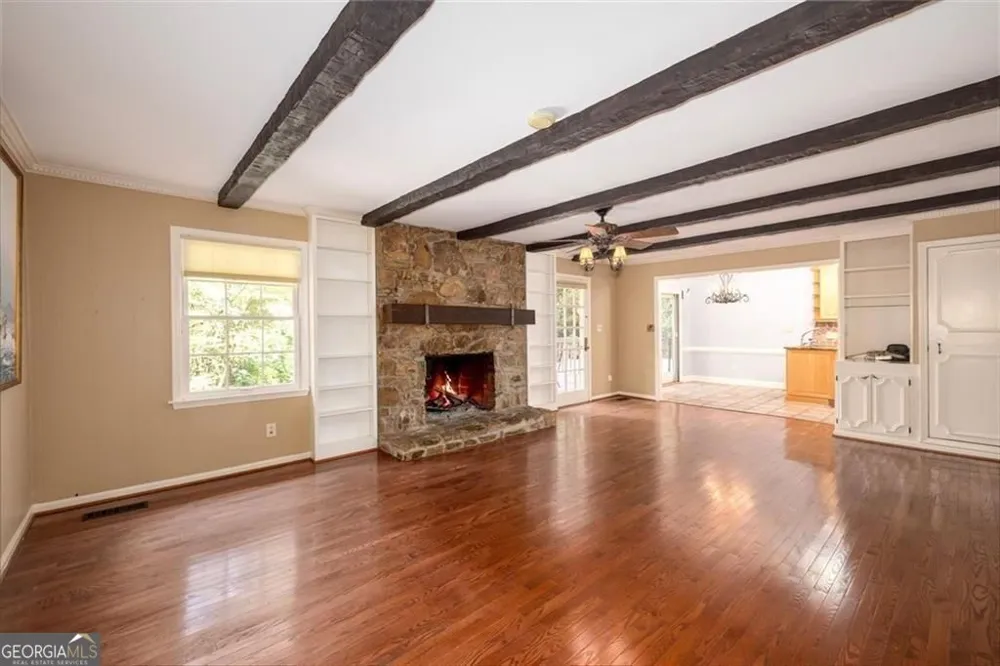 2123 Mountain Creek DR Smoke Rise, GA 30087