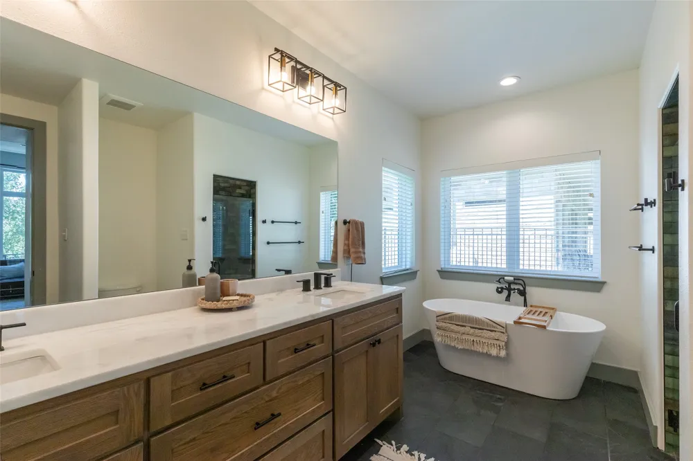 632 Oak Point Drive May, TX 76857