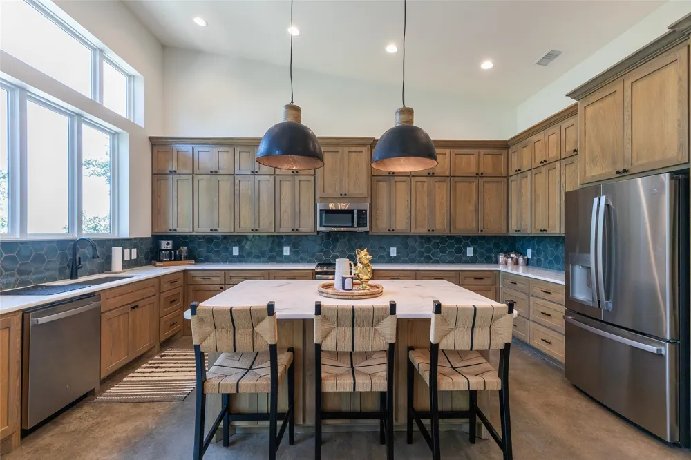 632 Oak Point Drive May, TX 76857