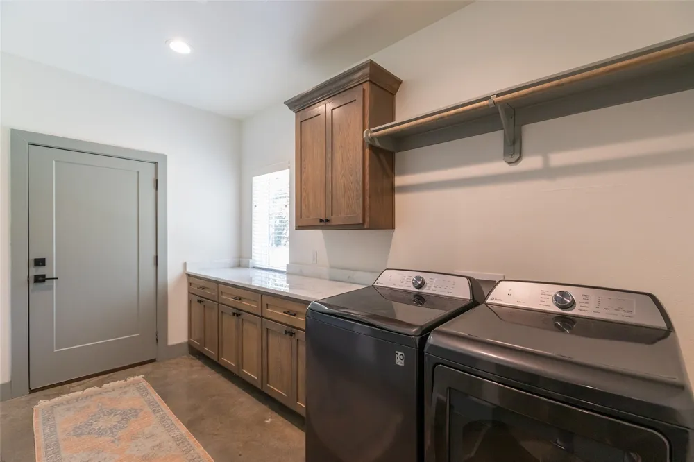 632 Oak Point Drive May, TX 76857