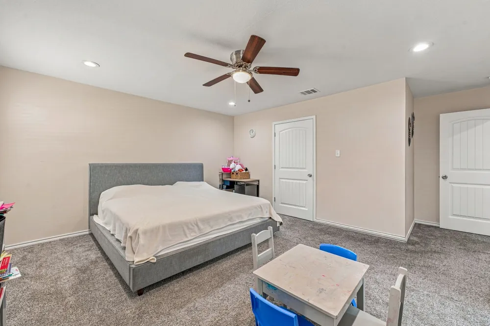 1006 SE 3rd Street Mineral Wells, TX 76067