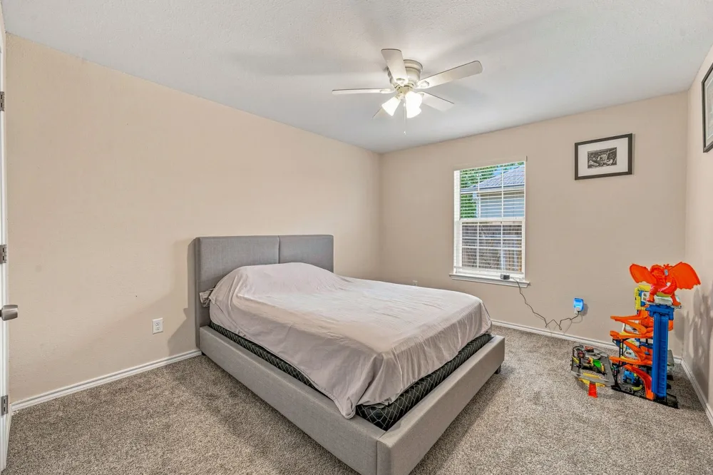 1006 SE 3rd Street Mineral Wells, TX 76067
