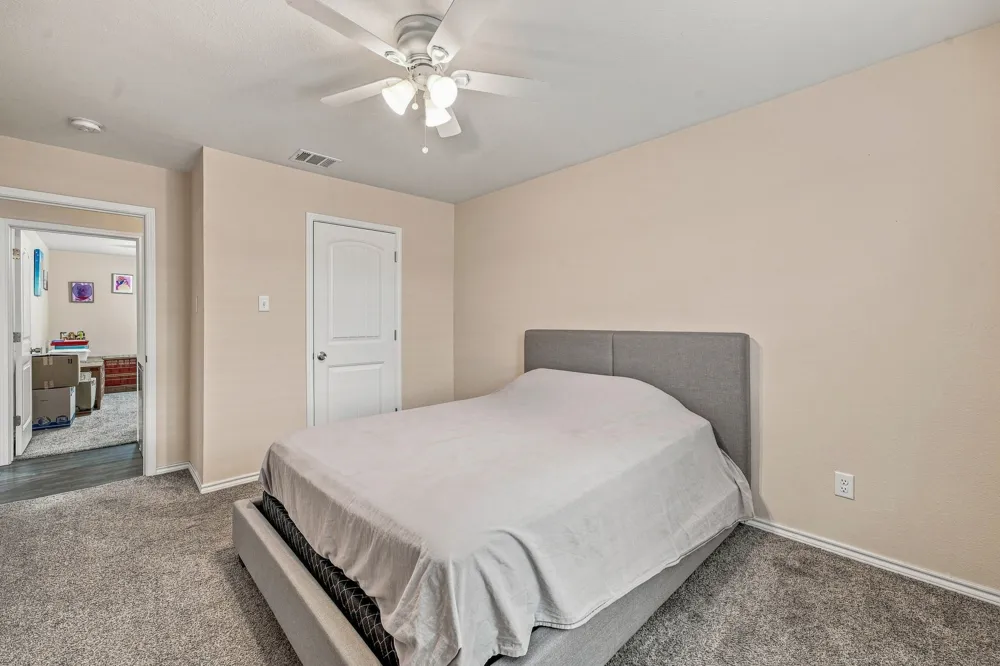 1006 SE 3rd Street Mineral Wells, TX 76067