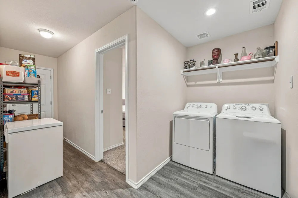 1006 SE 3rd Street Mineral Wells, TX 76067