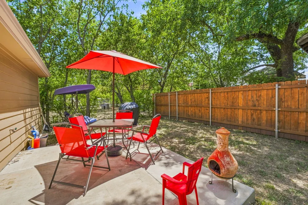 1006 SE 3rd Street Mineral Wells, TX 76067