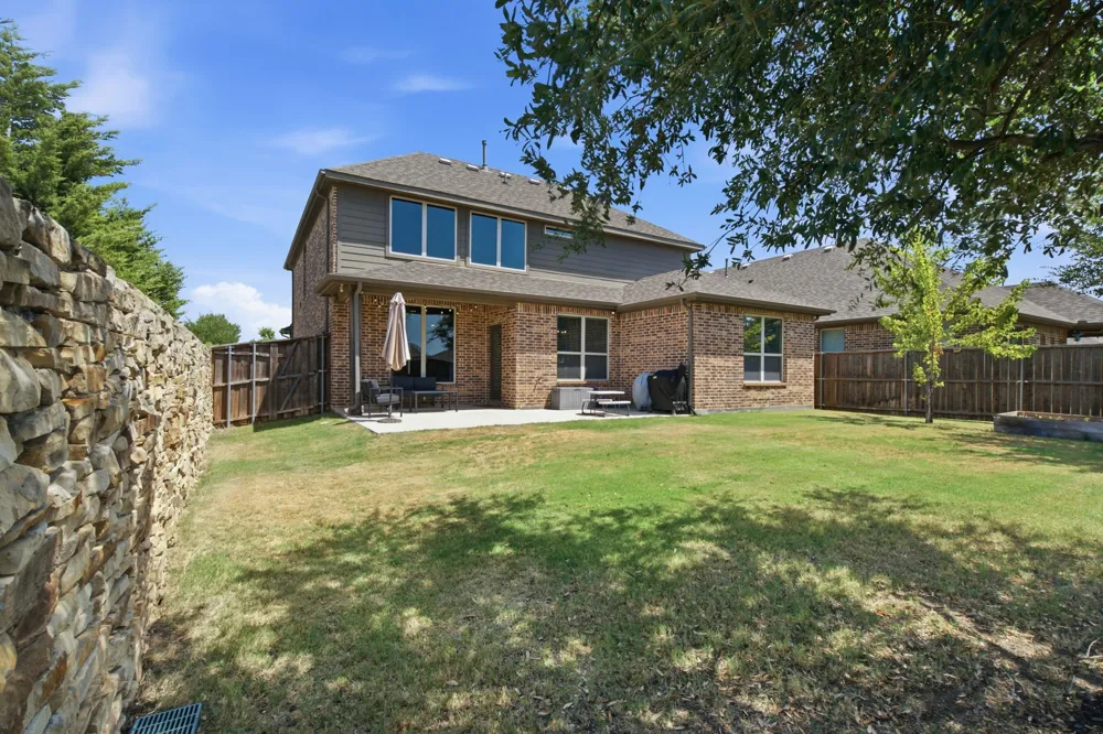 1605 Tanglewood Trail Northlake, TX 76226