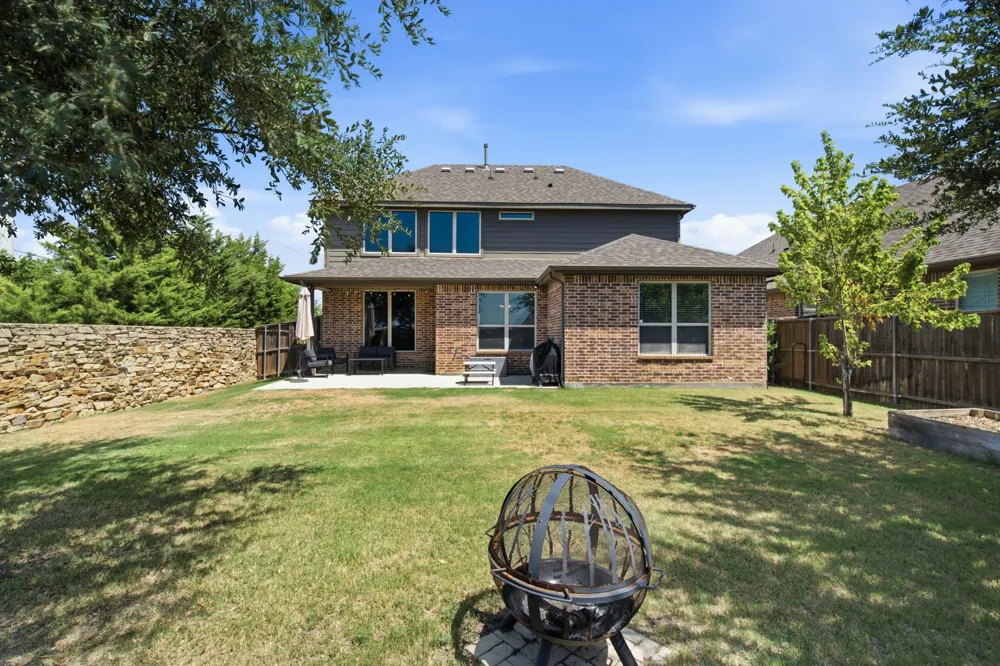 1605 Tanglewood Trail Northlake, TX 76226