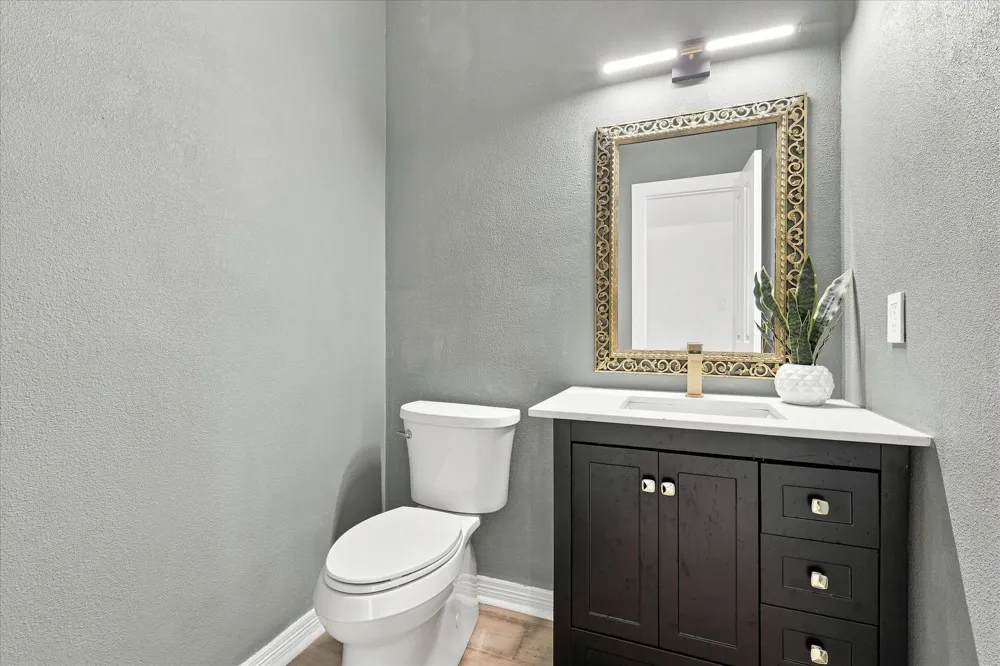 220 Meadow Lake Court Double Oak, TX 75077