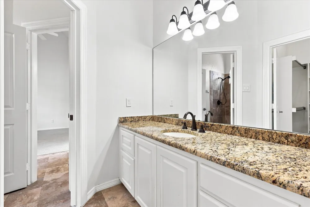 220 Meadow Lake Court Double Oak, TX 75077