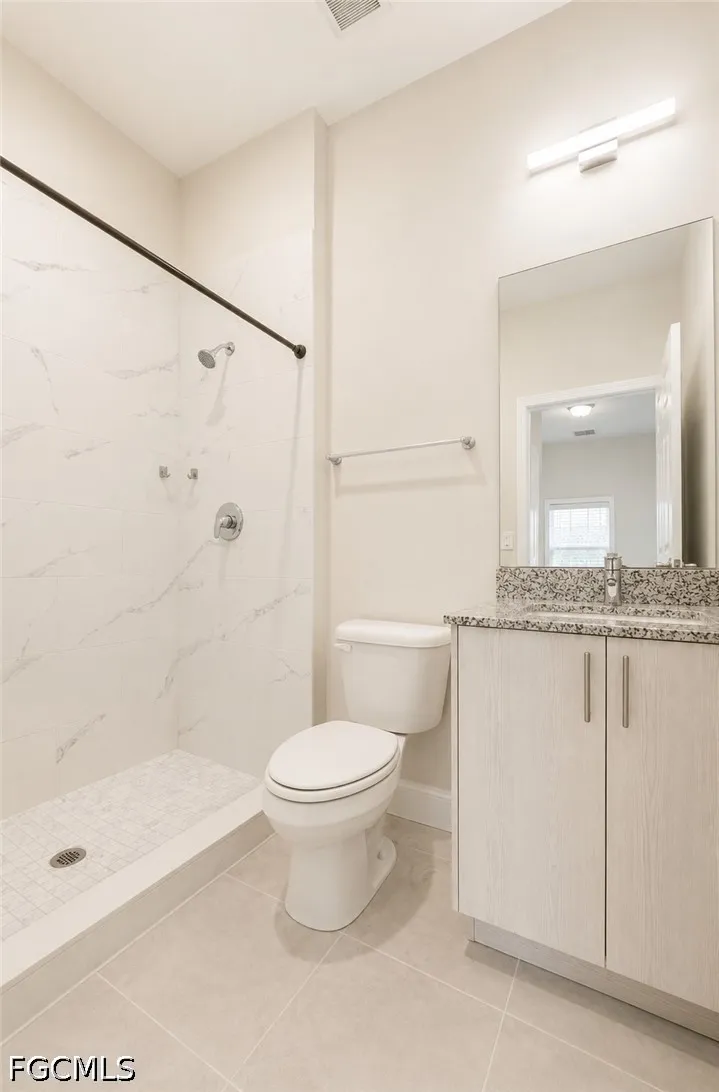 SW 8th Place #204 Cape Coral, FL 33914