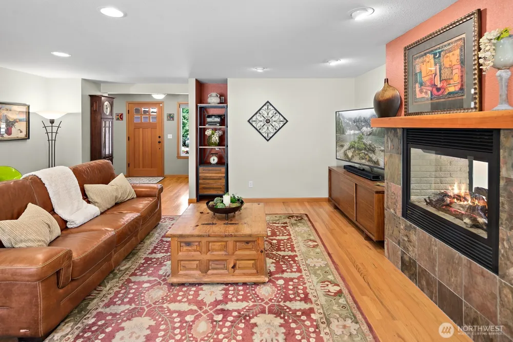 4529 168th Avenue SE Bellevue, WA 98006
