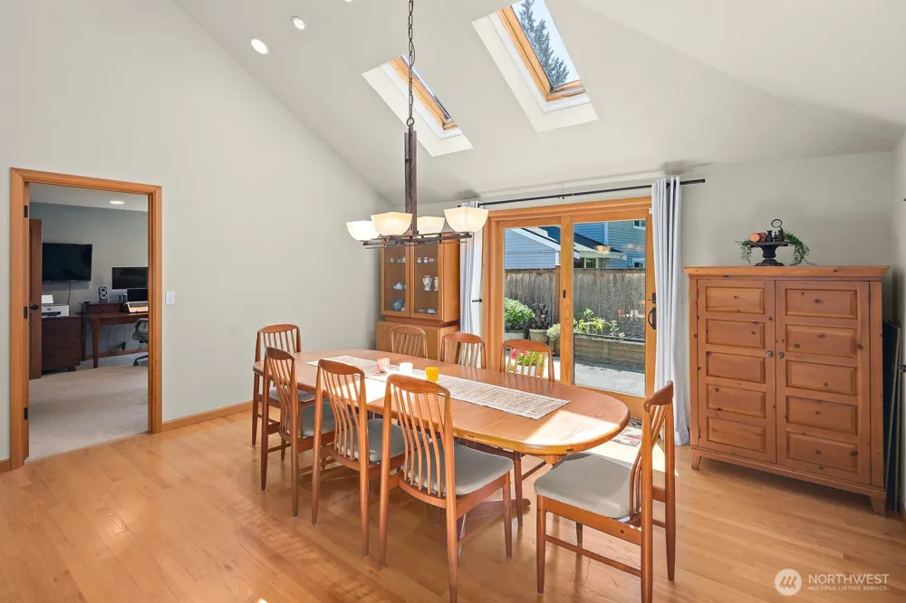 4529 168th Avenue SE Bellevue, WA 98006