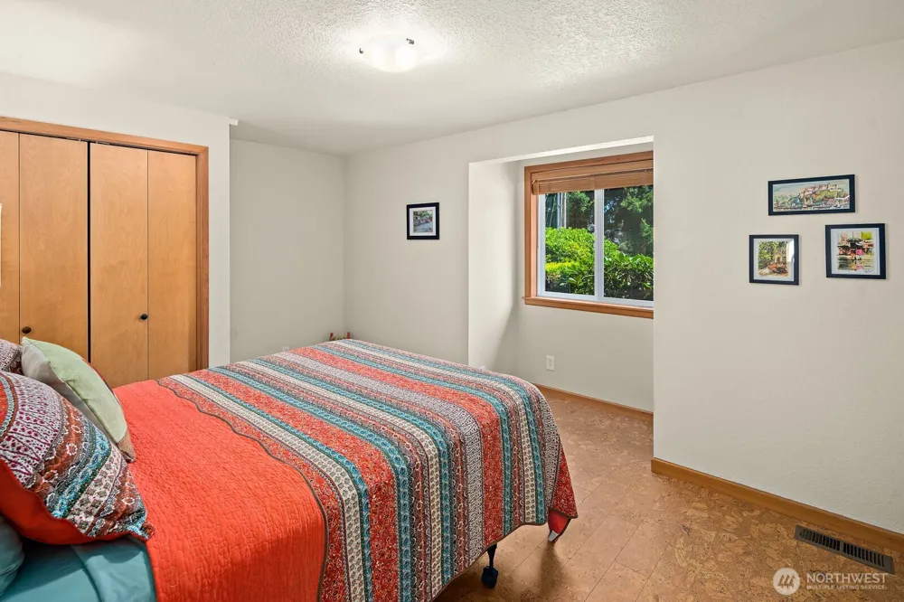 4529 168th Avenue SE Bellevue, WA 98006