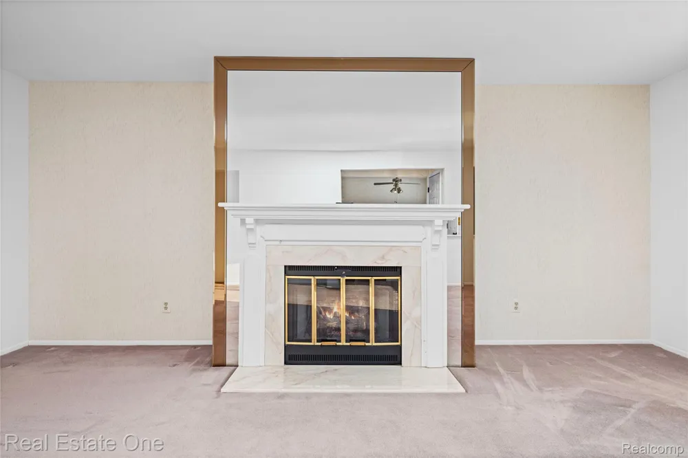 20640 Palm Meadow Drive Clinton Charter Township, MI 48036