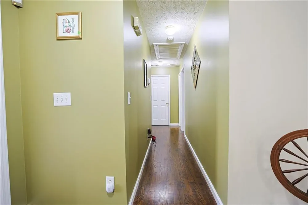 2015 Harfield Ct Bethlehem, GA 30620