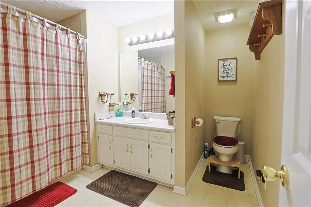 2015 Harfield Ct Bethlehem, GA 30620