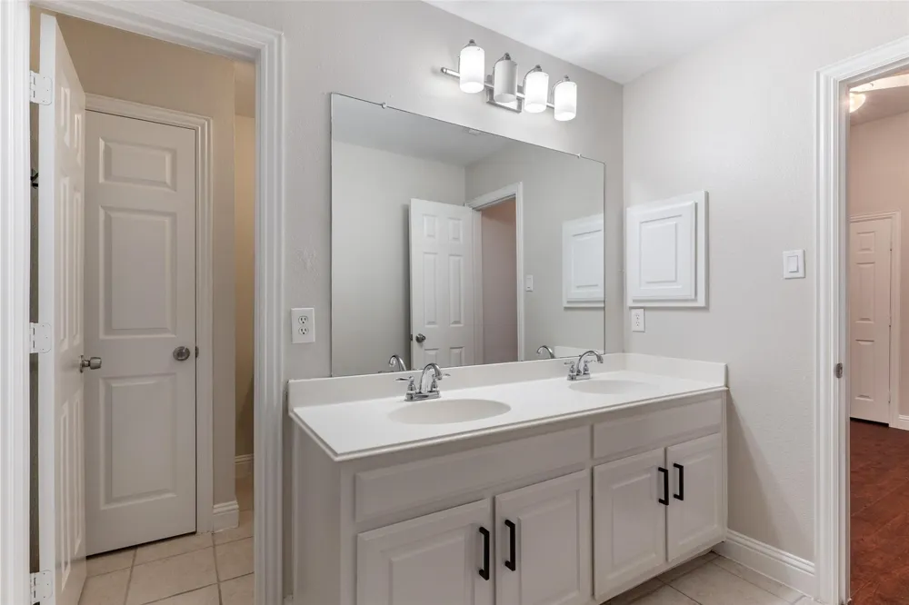 5912 Crestberry Lane Sachse, TX 75048