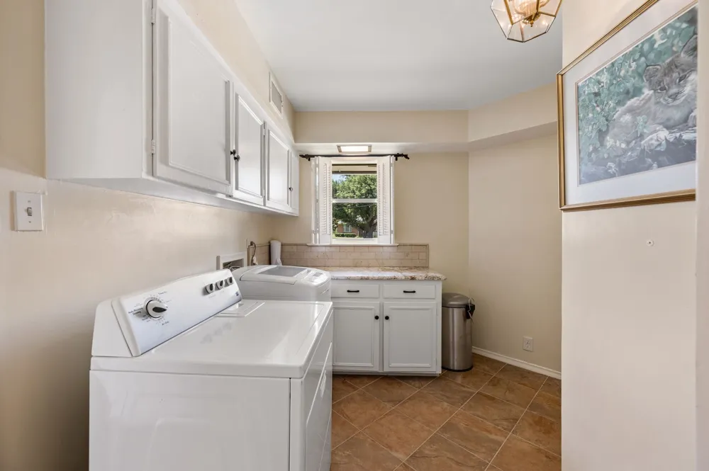 416 Brook Lane McKinney, TX 75069