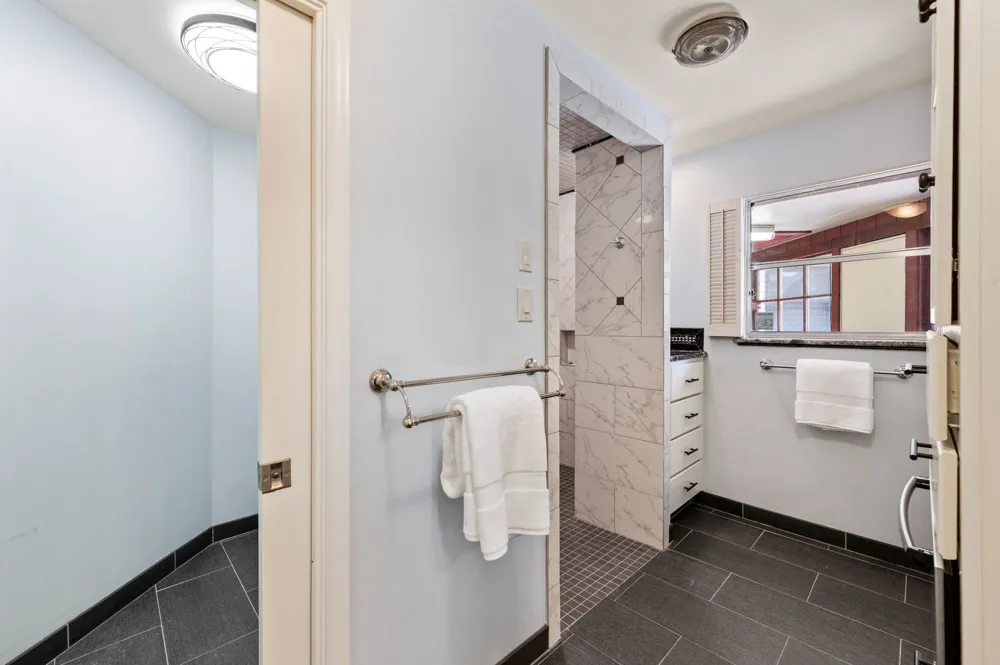 416 Brook Lane McKinney, TX 75069