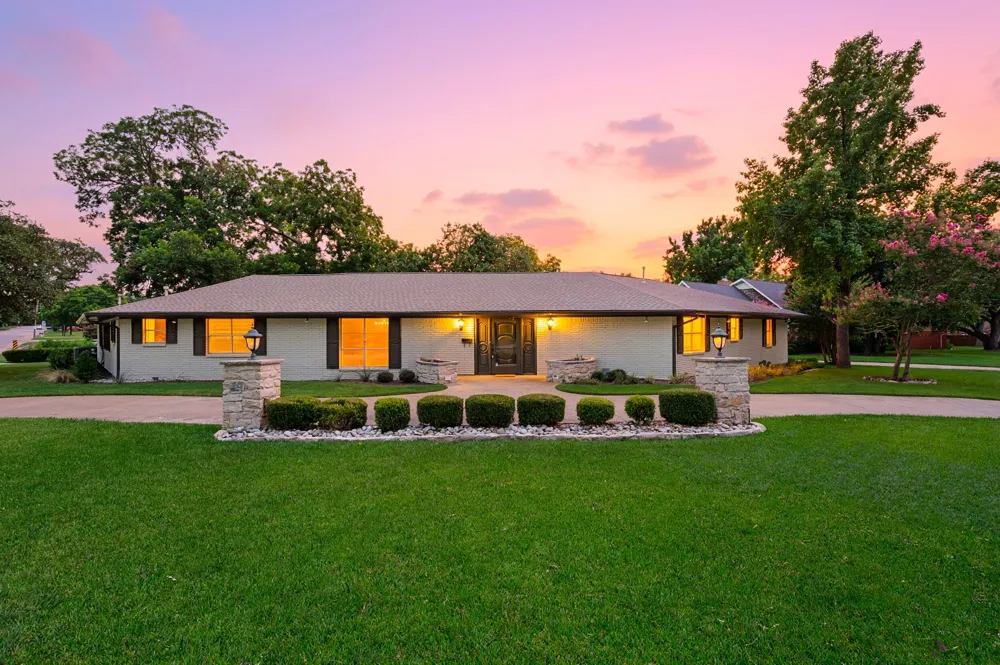 416 Brook Lane McKinney, TX 75069