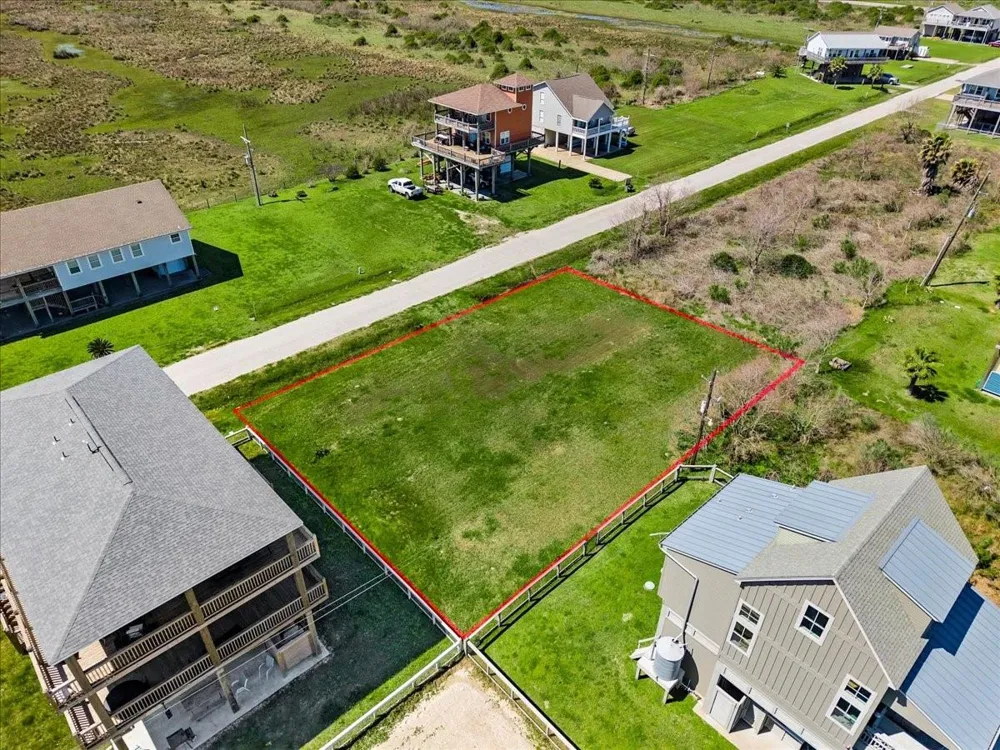 938 Melody Lane Crystal Beach, TX 77650