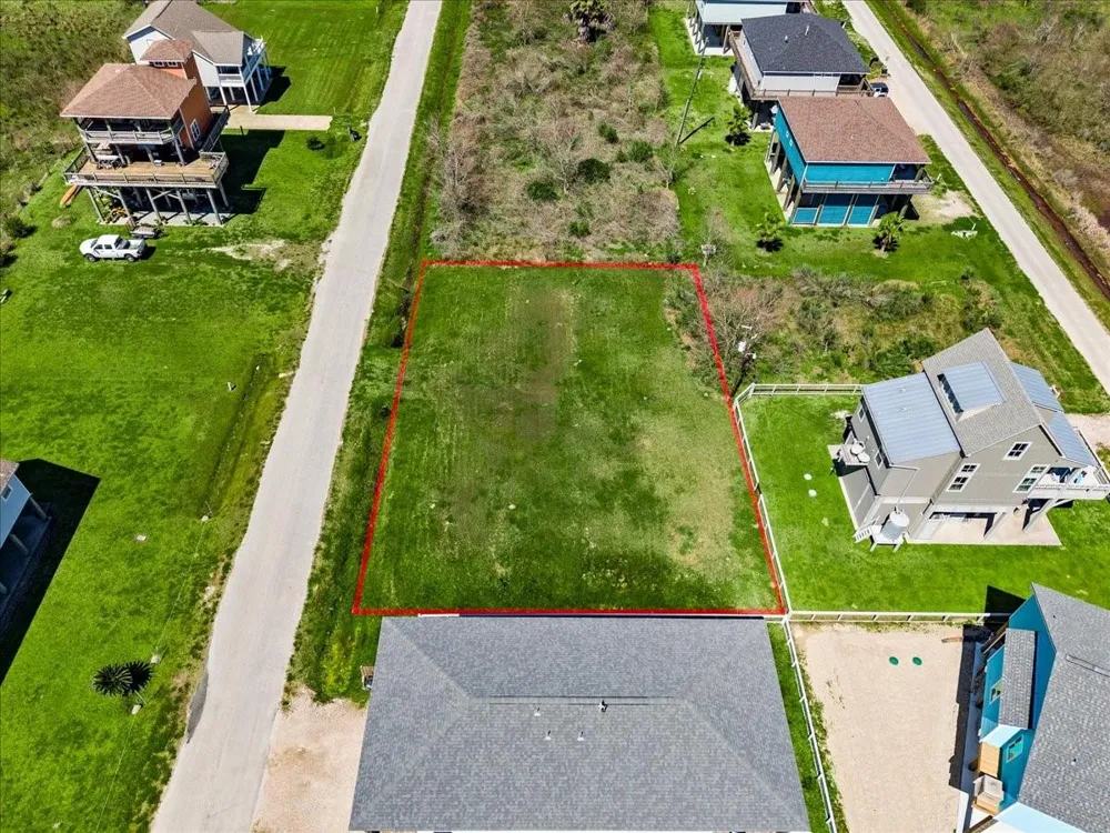 938 Melody Lane Crystal Beach, TX 77650