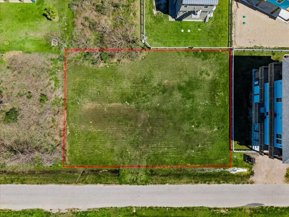 938 Melody Lane Crystal Beach, TX 77650