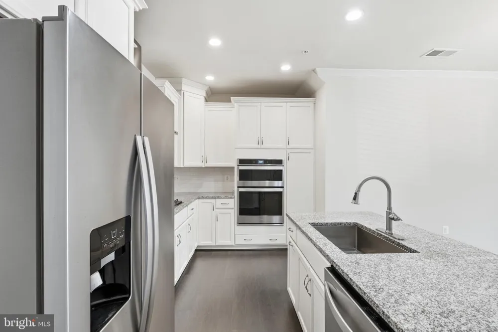 43185 MONGOLD SQUARE Ashburn, VA 20148