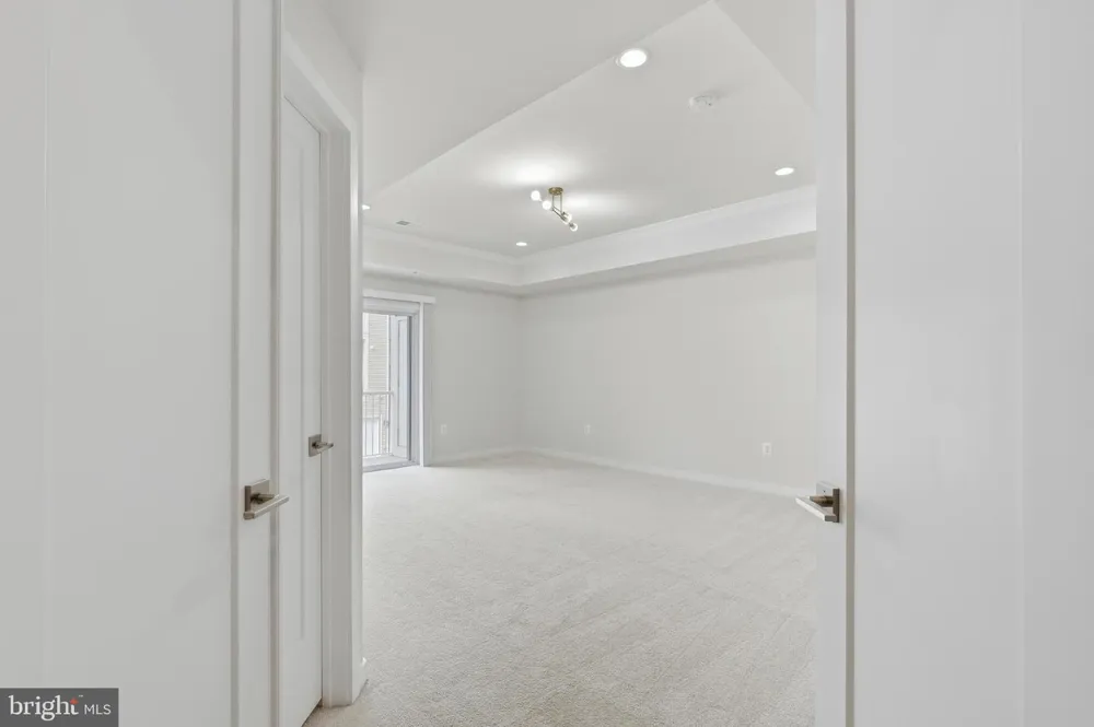 43185 MONGOLD SQUARE Ashburn, VA 20148