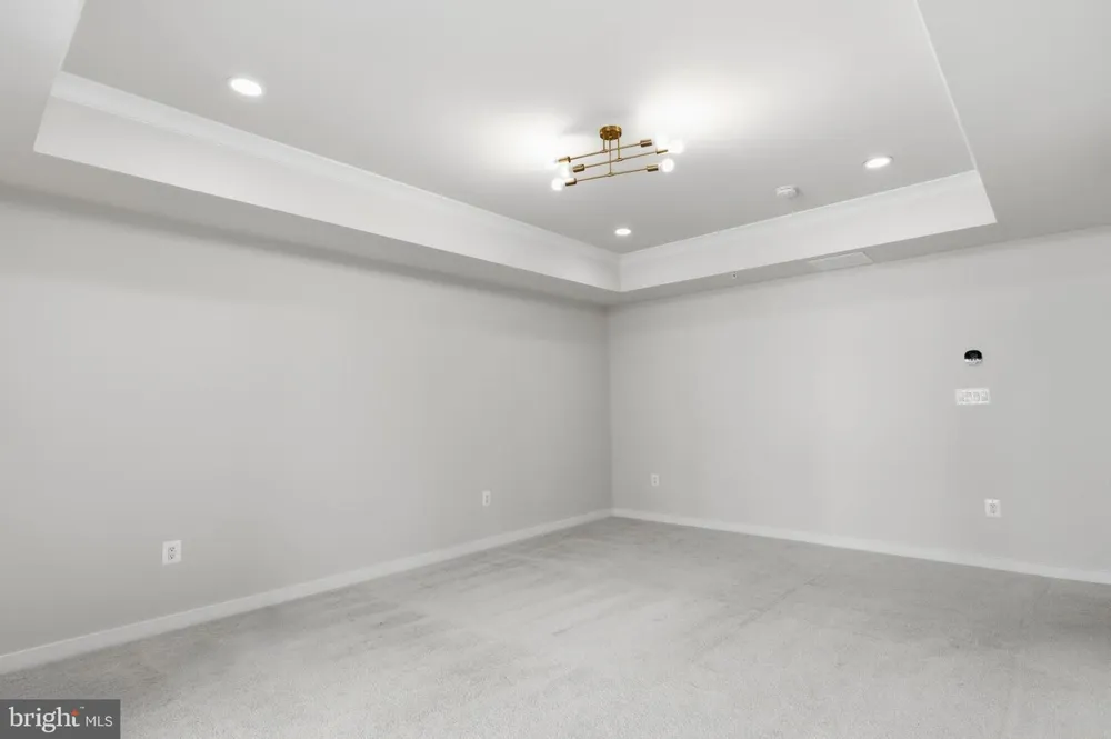 43185 MONGOLD SQUARE Ashburn, VA 20148
