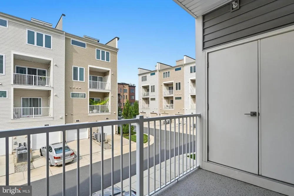 43185 MONGOLD SQUARE Ashburn, VA 20148