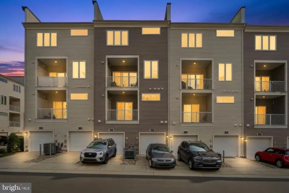 43185 MONGOLD SQUARE Ashburn, VA 20148