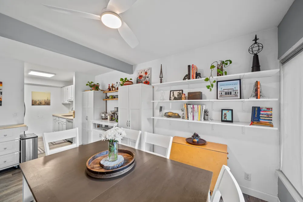 2140 Pauline Boulevard #205 Ann Arbor, MI 48103