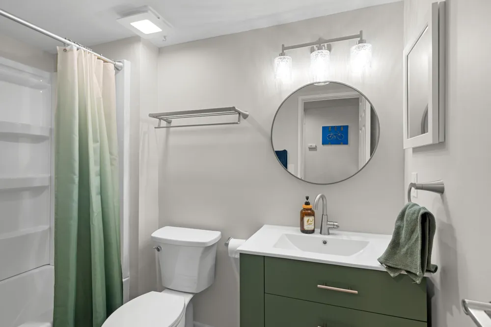 2140 Pauline Boulevard #205 Ann Arbor, MI 48103