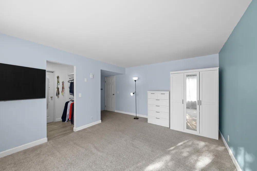 2140 Pauline Boulevard #205 Ann Arbor, MI 48103