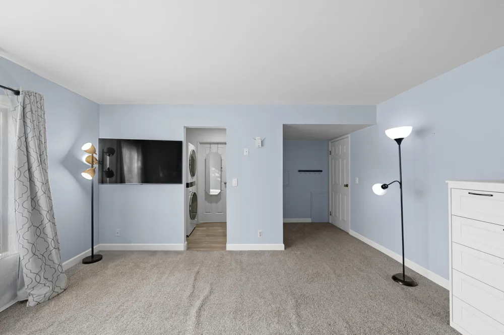 2140 Pauline Boulevard #205 Ann Arbor, MI 48103