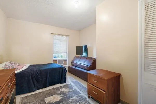 8698 63RD AVENUE Vero Beach, FL 32967