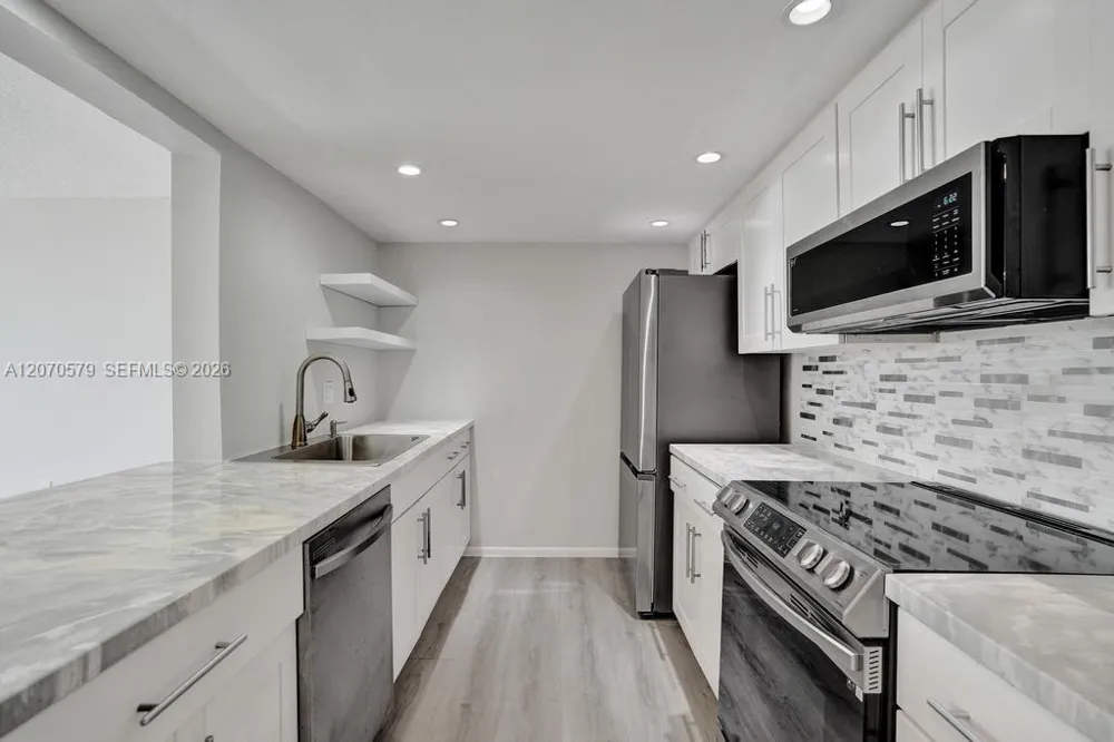 1101 River Reach Dr #511 Fort Lauderdale, FL 33315