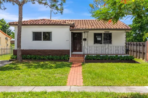 5730 SW 42nd Ter