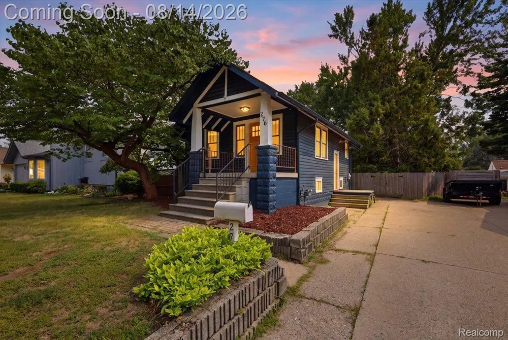 276 Walper Avenue Clawson City, MI 48017