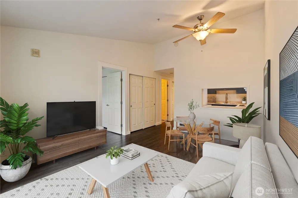 1810 S Charles Street #302 Seattle, WA 98144