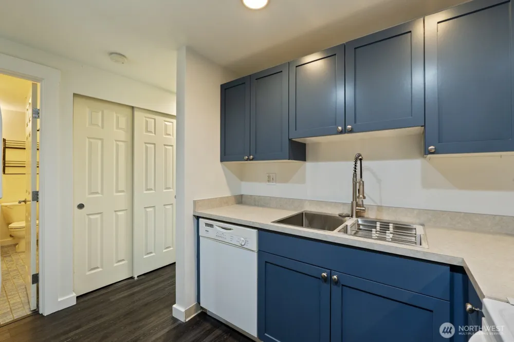1810 S Charles Street #302 Seattle, WA 98144