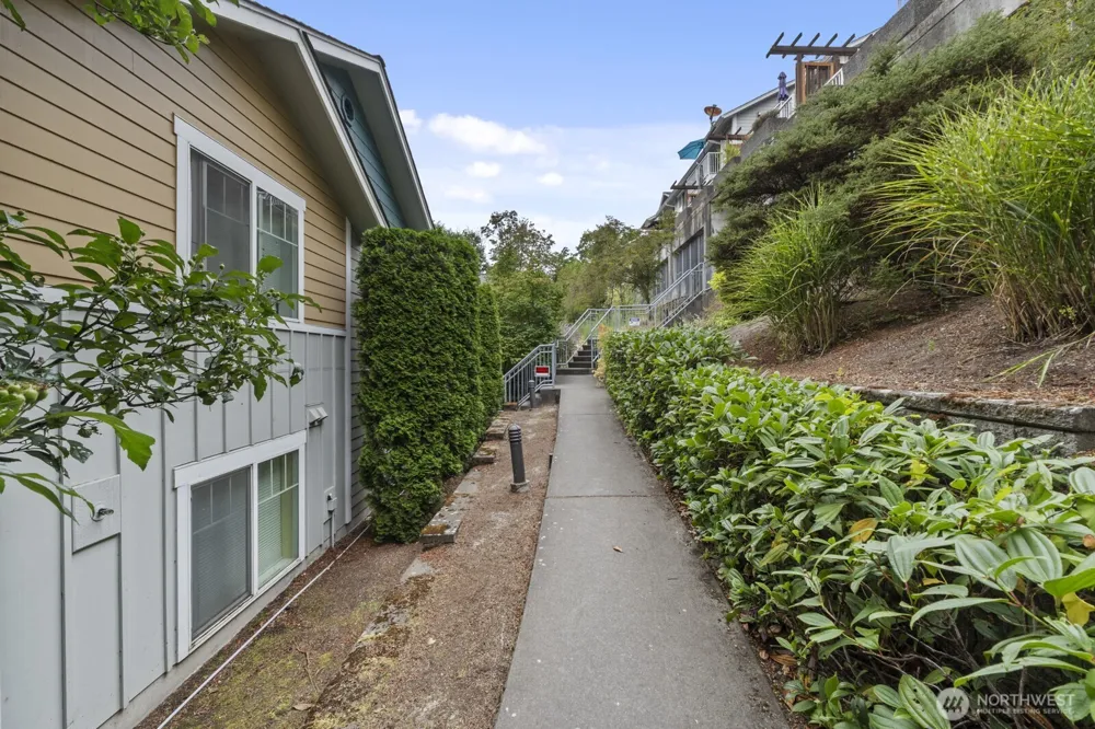 1810 S Charles Street #302 Seattle, WA 98144