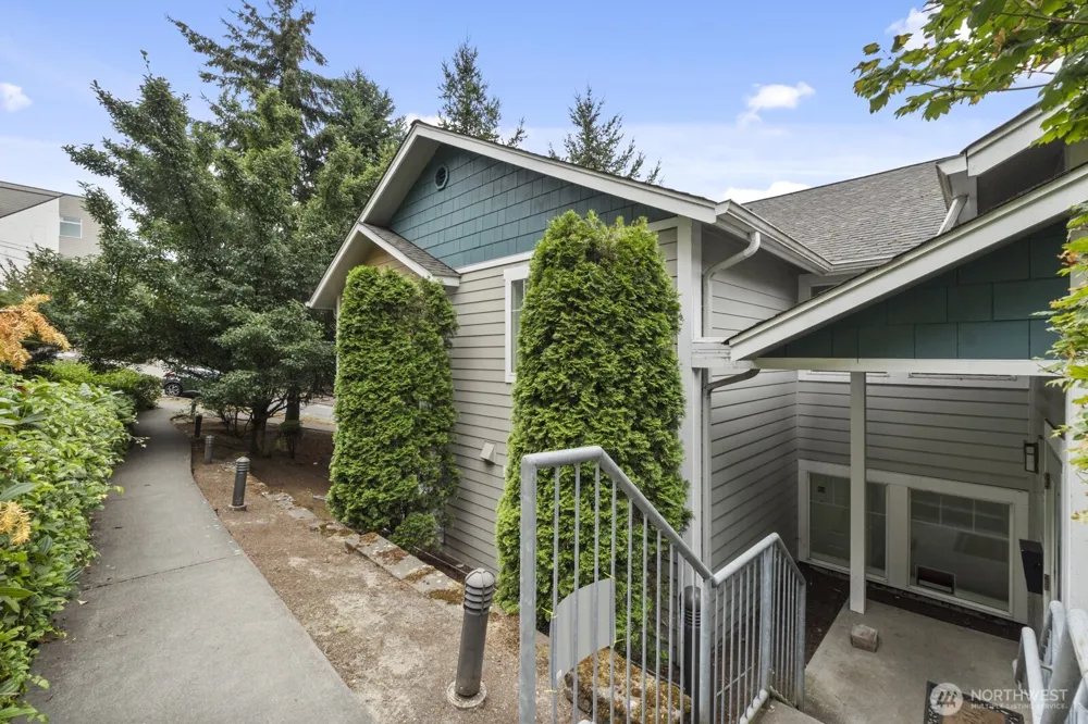 1810 S Charles Street #302 Seattle, WA 98144