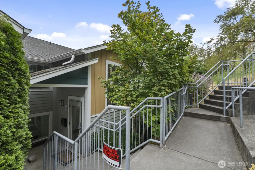 1810 S Charles Street #302 Seattle, WA 98144