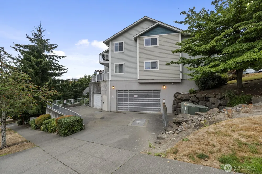 1810 S Charles Street #302 Seattle, WA 98144