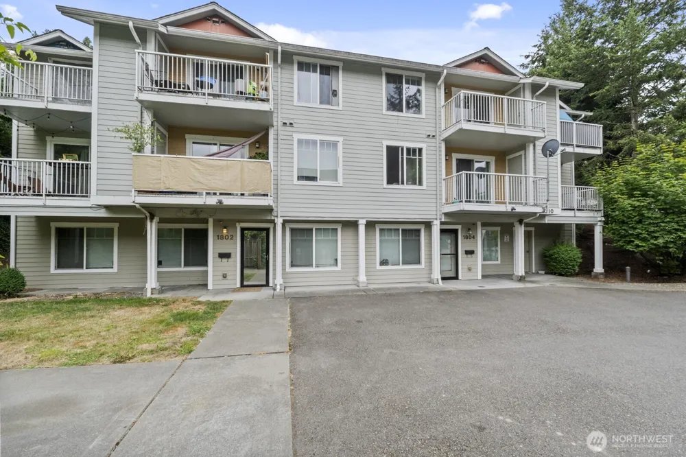1810 S Charles Street #302 Seattle, WA 98144