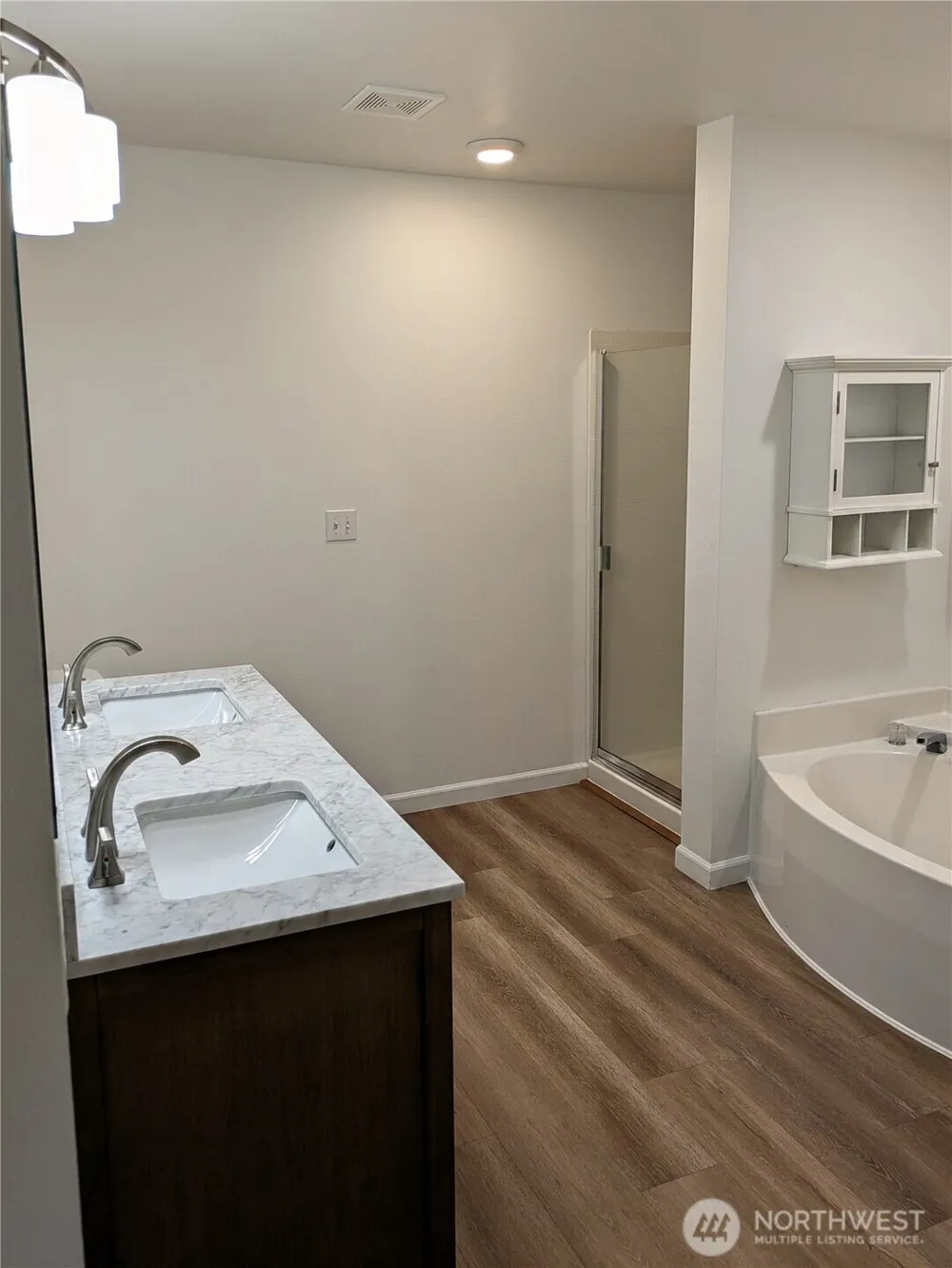 1221 65th Street SE #103 Auburn, WA 98092
