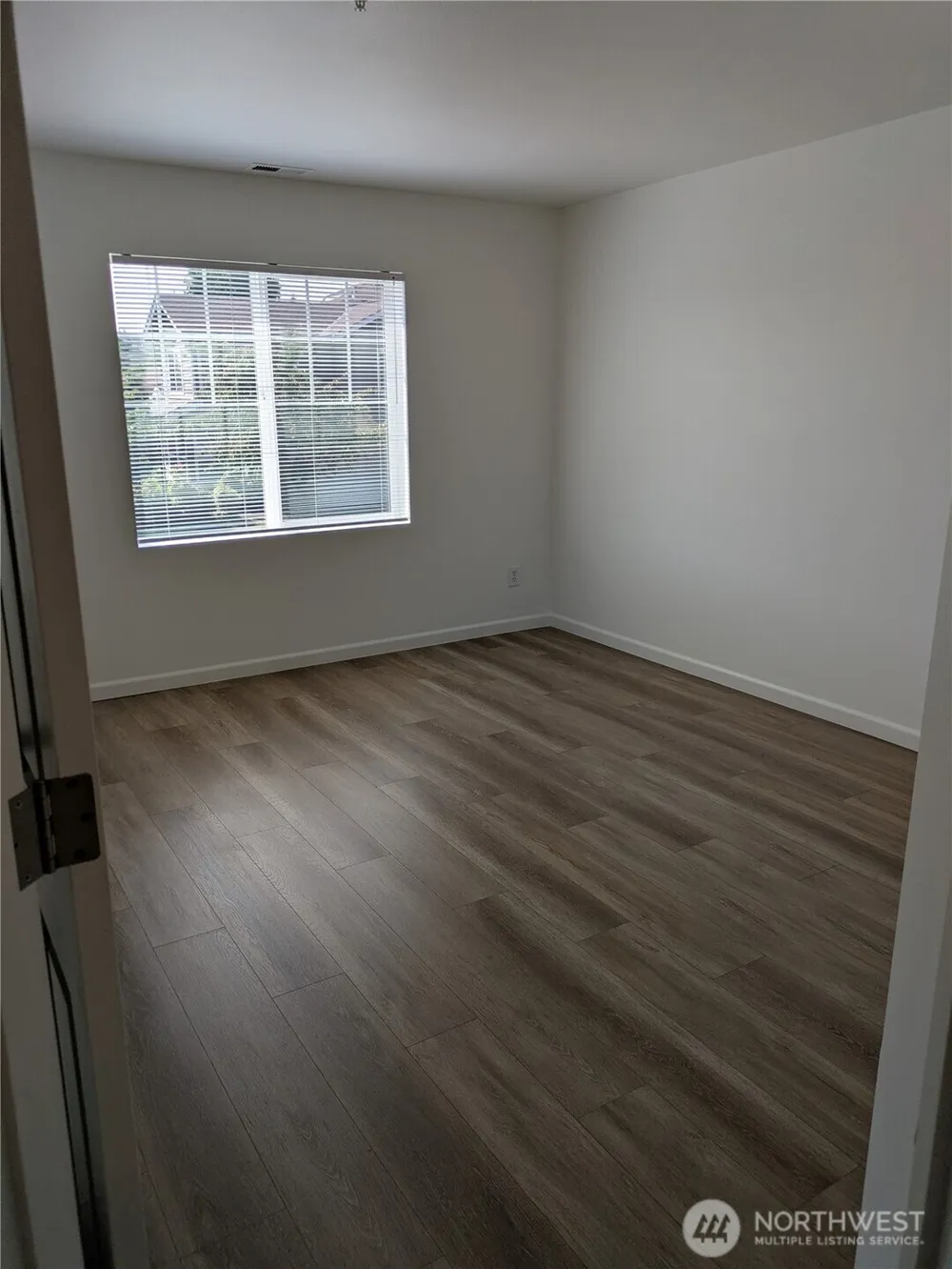 1221 65th Street SE #103 Auburn, WA 98092